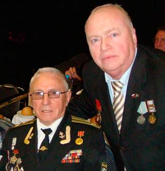 Вячеслав Ширяев (в центре) и Андрей Бодров (справа) на благотворительном вечере Союза ветеранов Анголы, 21 ноября 2010 г. Президент-отель.